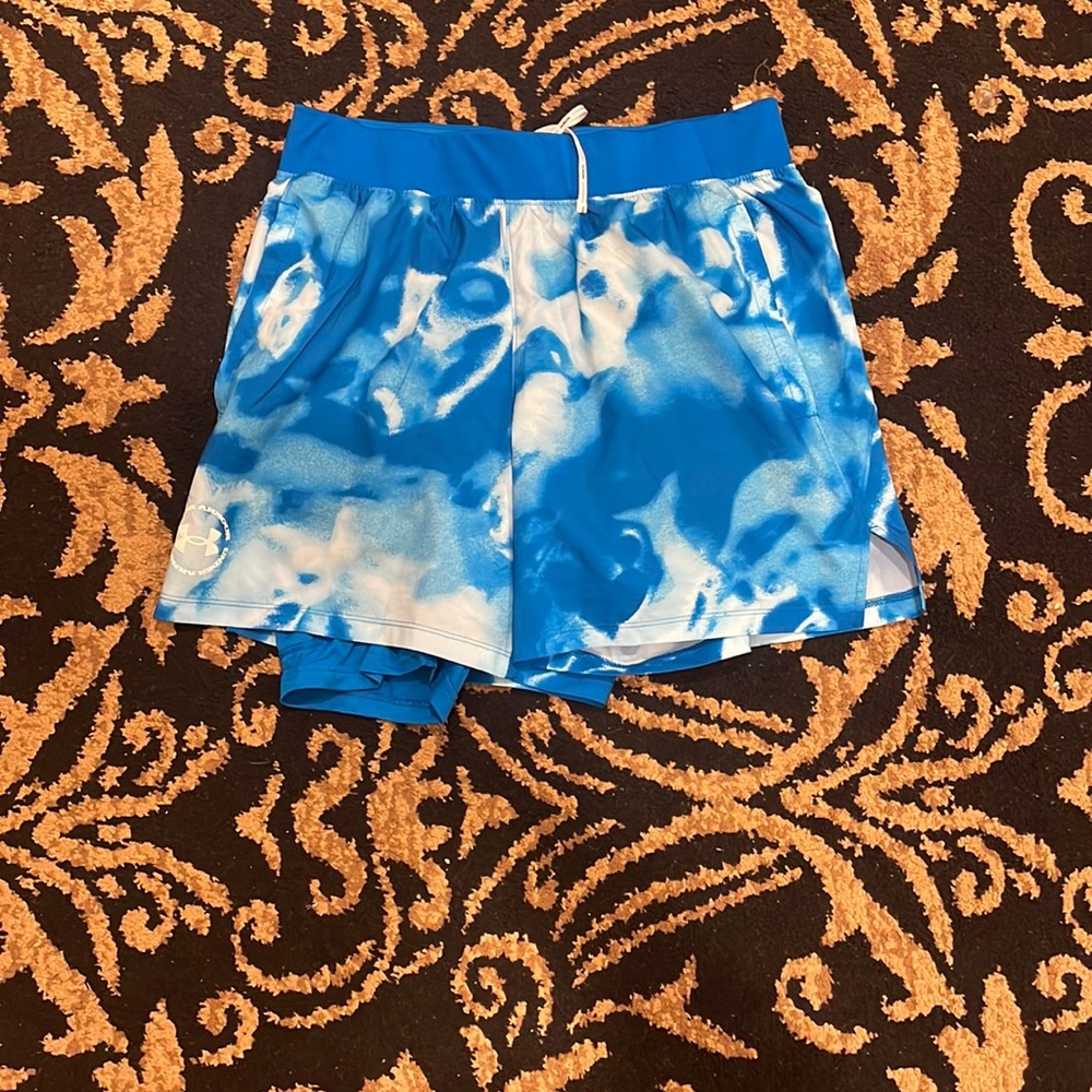under armour blue large swim/gym shorts never worn